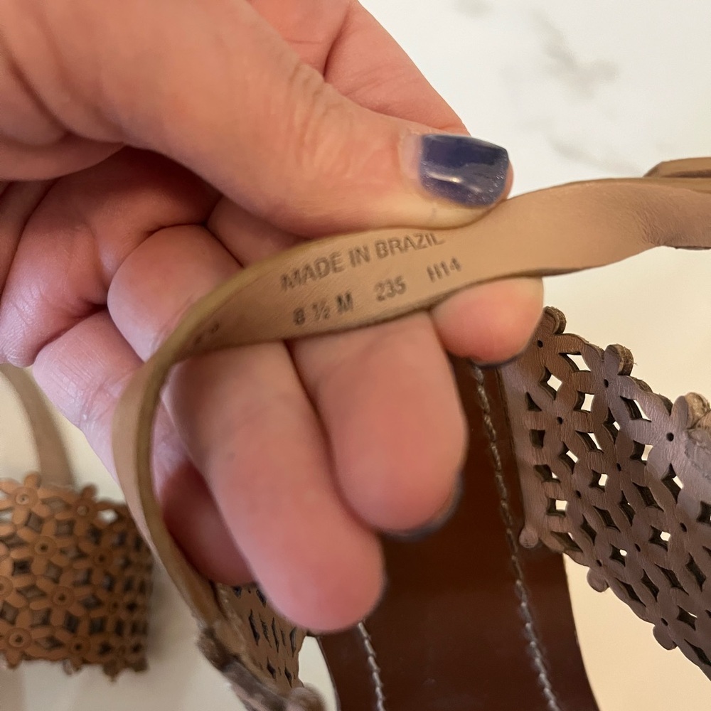 Tory Burch Brown Wedge Sandals with Cork Sole w
Like New, worn twice with box! - Picture 7 of 11